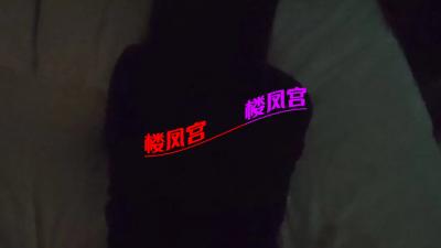 服务周到温柔性感小姐姐
