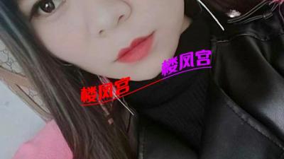 满背纹身东北女