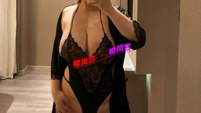 胸大肤白刚下海