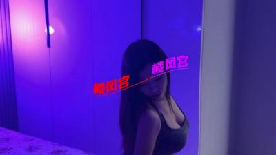 福山制服小少妇