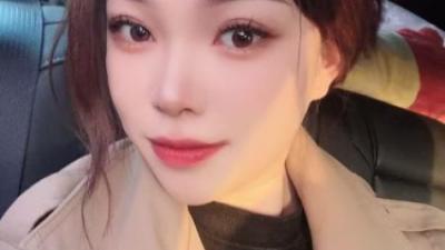 哈市大胸美女